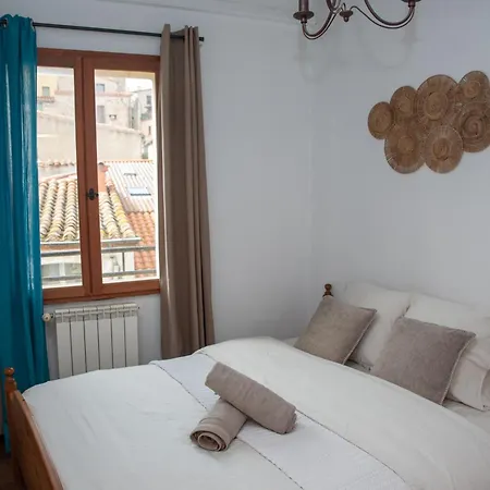 Maison Pure Canigou Spacious Authentic In Historic Le Chateau Near Perpignan Hébergement de vacances *