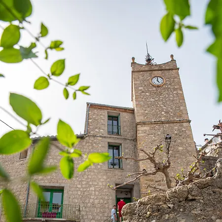 Hébergement de vacances Maison Pure Canigou Spacious Authentic In Historic Le Chateau Near Perpignan