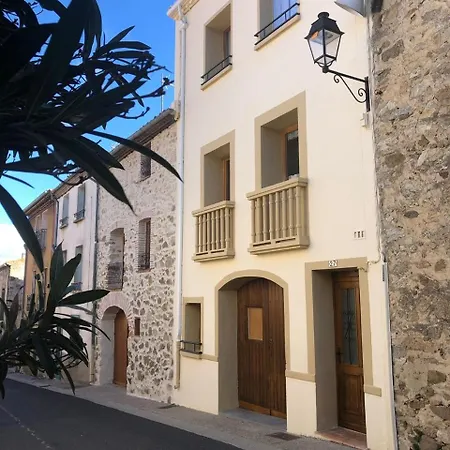 Pure Canigou House An Authentic And Charming Town House With 3 Bedrooms Montalba-le-Chateau